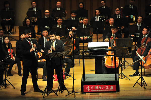 “利记sbobet之夜”John Bruce Yeh与中国爱乐乐团音乐会、Philippe Pierlot与上海爱乐乐团音乐会成功献演
