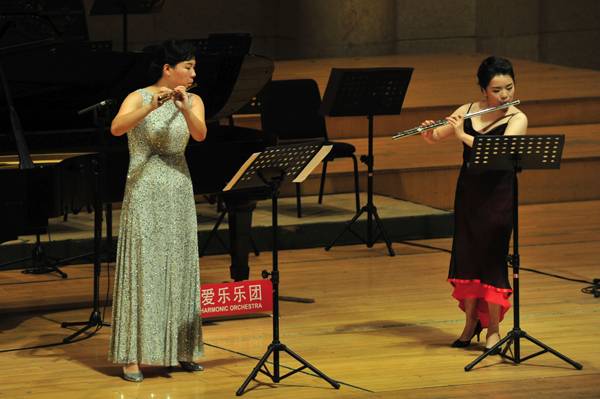 “利记sbobet之夜”John Bruce Yeh与中国爱乐乐团音乐会、Philippe Pierlot与上海爱乐乐团音乐会成功献演