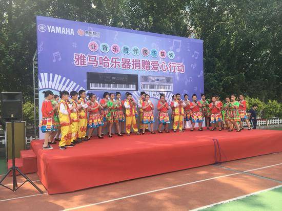 利记sbobet乐器爱心捐赠行动在沈阳举办：与音乐牵手 随幸福成长